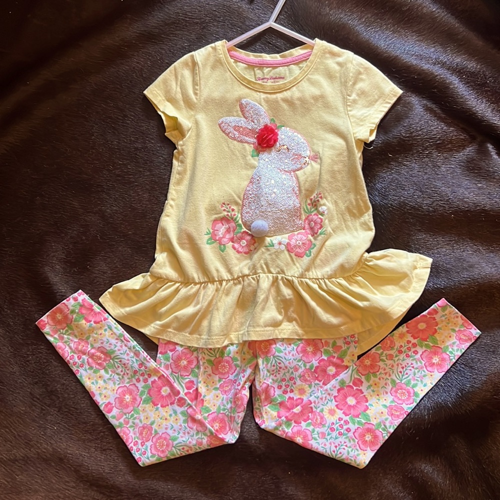 Matching girls set, yellow shirt with white bunny and pink and yellow floral pan